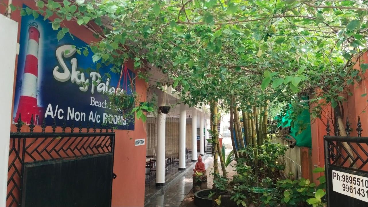 Sky Palace Beach Hotel Thiruvananthapuram Екстер'єр фото