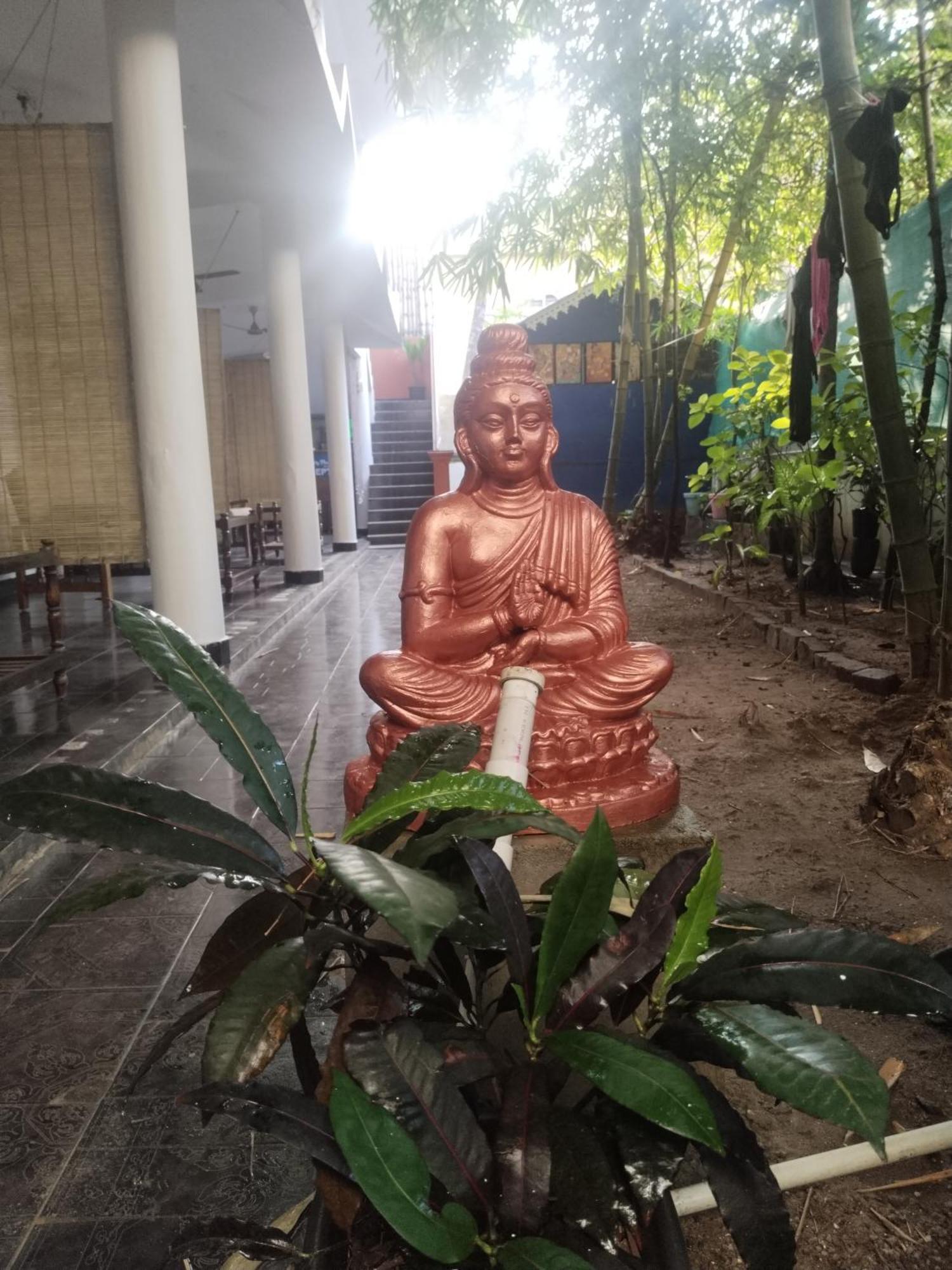 Sky Palace Beach Hotel Thiruvananthapuram Екстер'єр фото